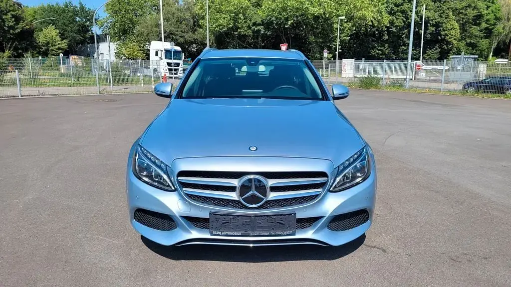 Gebraucht Mercedes C250 204 PS (150 kW) 2017 Silber Kombi