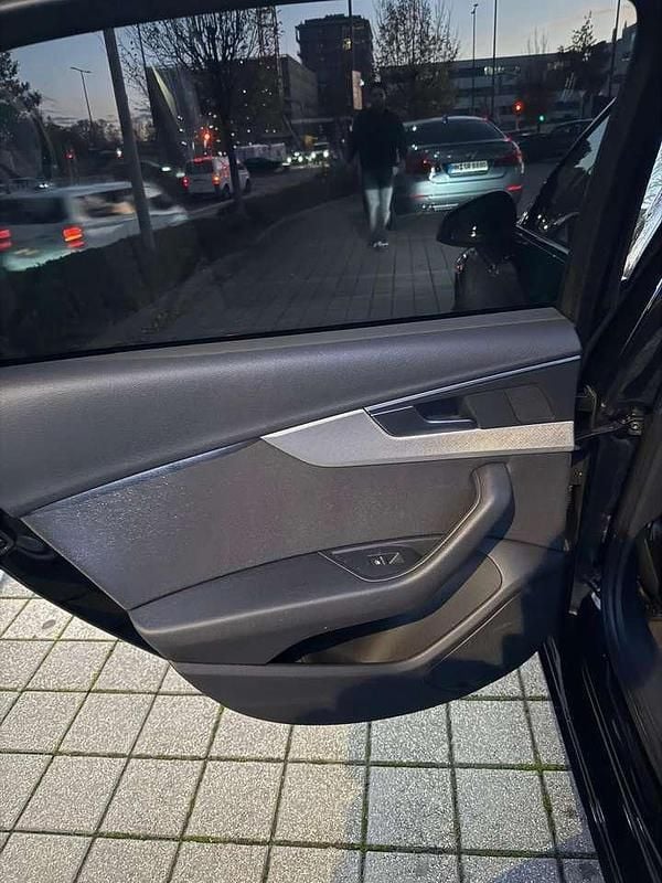 Gebraucht Audi A4 Design 150 PS (110 kW) 2019 Schwarz Limousine