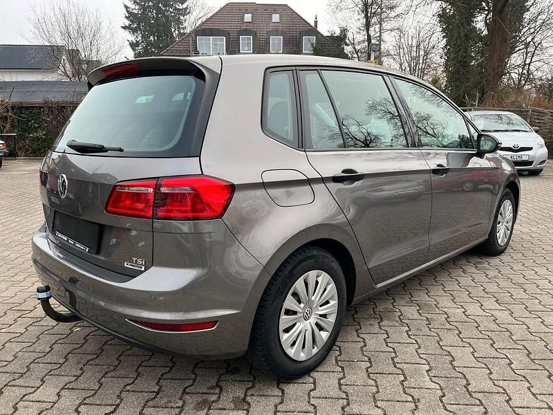 Gebraucht VW Golf VII Trendline 110 PS (80 kW) 2015 Grau Limousine