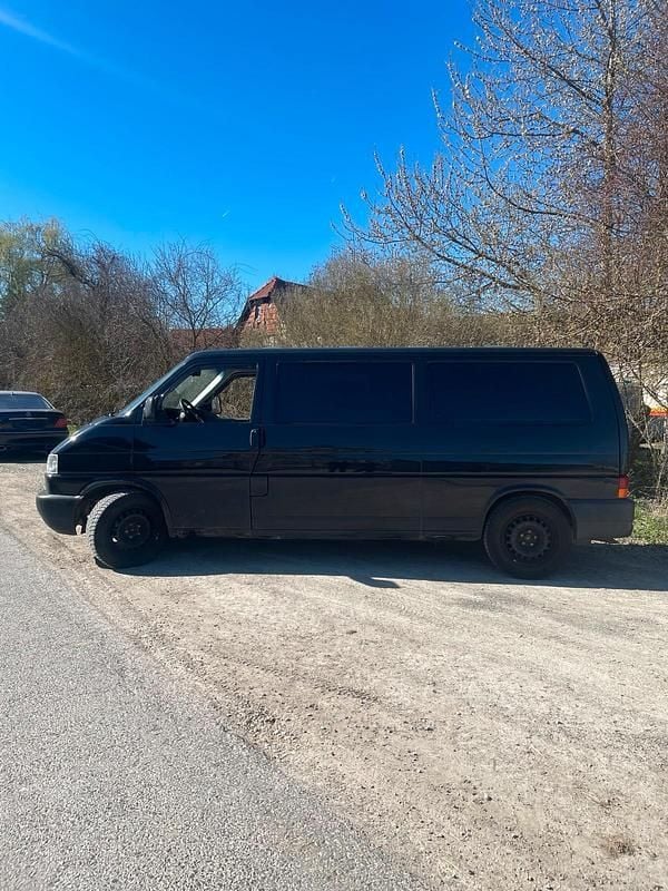 Używany VW Transporter 102 KM (75 kW) 2001 Czarny Van