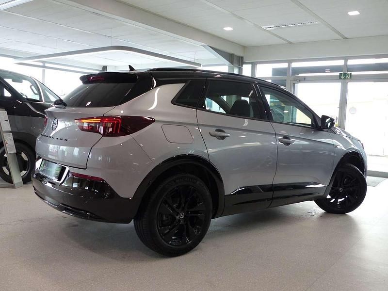 Gebraucht Opel Grandland X GS Line 131 PS (96 kW) 2023 Kontrast grau / dach schwarz SUV