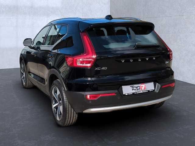 Gebraucht Volvo XC40 145 PS (106 kW) 2023 SUV
