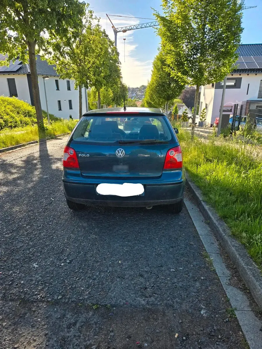 Gebraucht VW Polo 60 PS (44 kW) 2003 Grün Kleinwagen