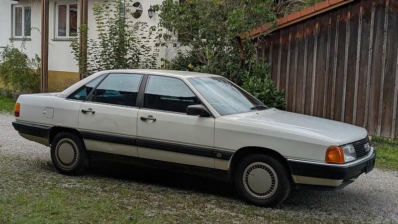 Gebraucht Audi 100 90 PS (66 kW) 1985 Weiß Limousine