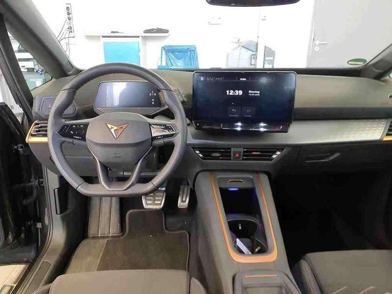 Second-hand Cupra Born 150 kW (204 CP) 2024 Gri Hatchback