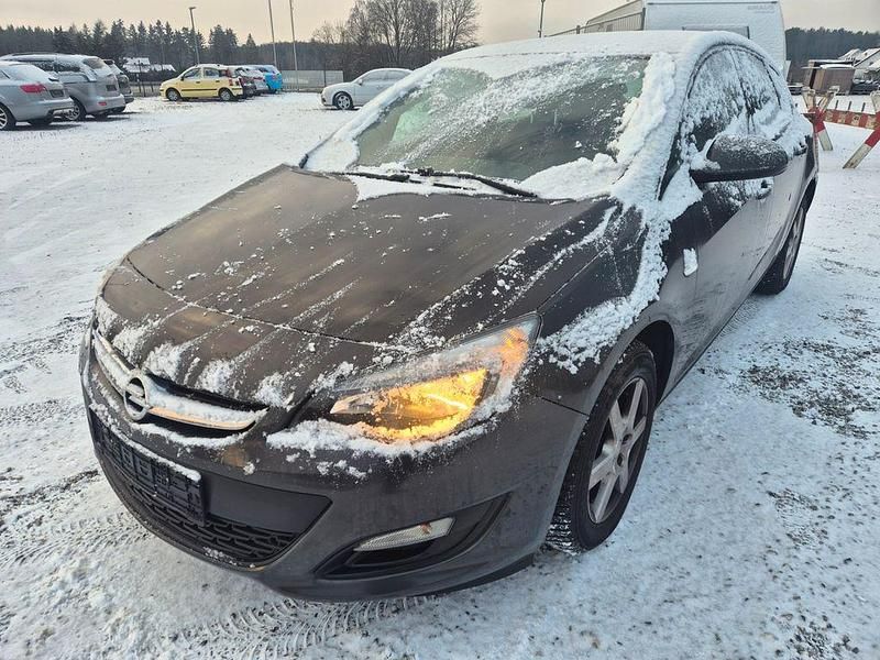 Gebraucht Opel Astra Selection 110 PS (80 kW) 2014 Grau Limousine