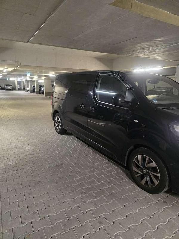 Gebraucht Citroën Spacetourer Shine 150 PS (110 kW) 2018 Schwarz Van / Kleinbus