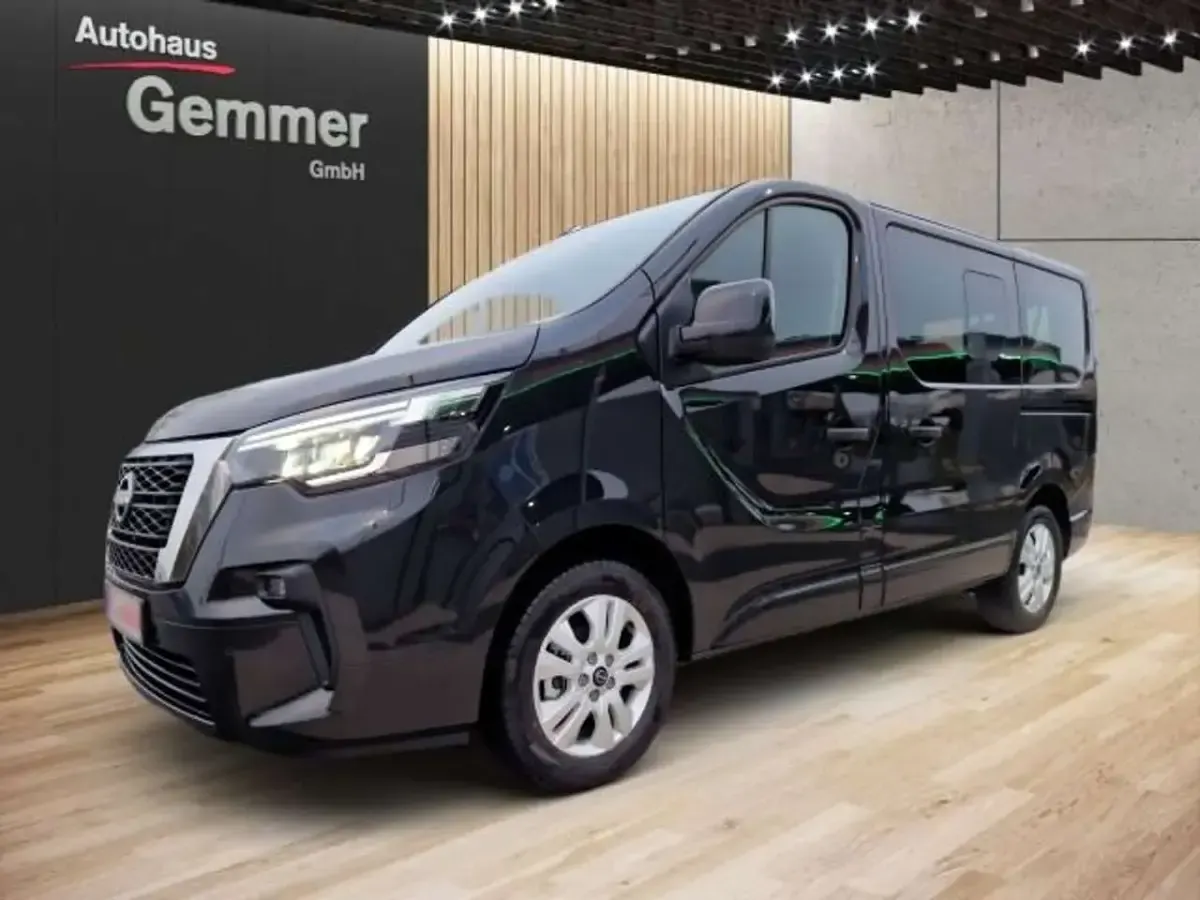 Gebraucht Nissan Primastar Tekna 170 PS (125 kW) 2025 Midnightblack Van / Kleinbus