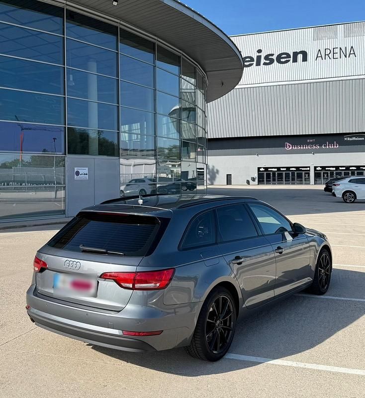Gebraucht Audi A4 159 PS (116 kW) 2018 Grau Kombi