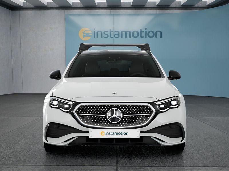 Gebraucht Mercedes E300 204 PS (150 kW) 2025 Weiß Kombi