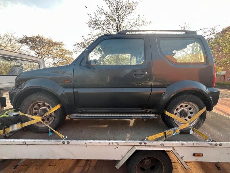 Gebraucht Suzuki Jimny 82 PS (60 kW) 2001 Schwarz SUV