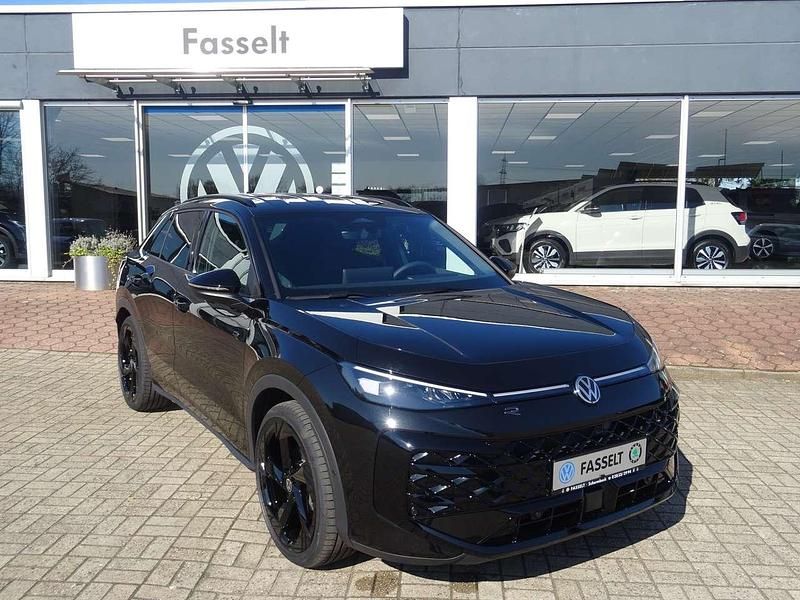 Neu VW T-Roc Style 150 PS (110 kW) 2026 Grenadillschwarz metallic SUV