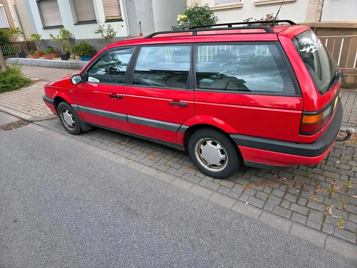 Gebraucht VW Passat 115 PS (84 kW) 1991 Rot Kombi