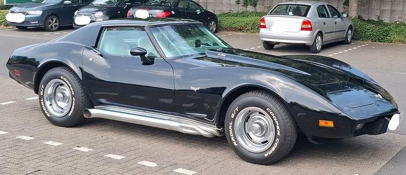 Second-hand Corvette C3 209 CP (153 kW) 1977 Negru Coupe