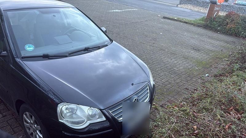 Gebraucht VW Polo 75 PS (55 kW) 2005 Schwarz Kleinwagen