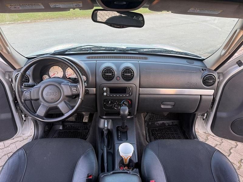 Brugt Jeep Cherokee 150 HK (110 kW) 2003 Sølv SUV