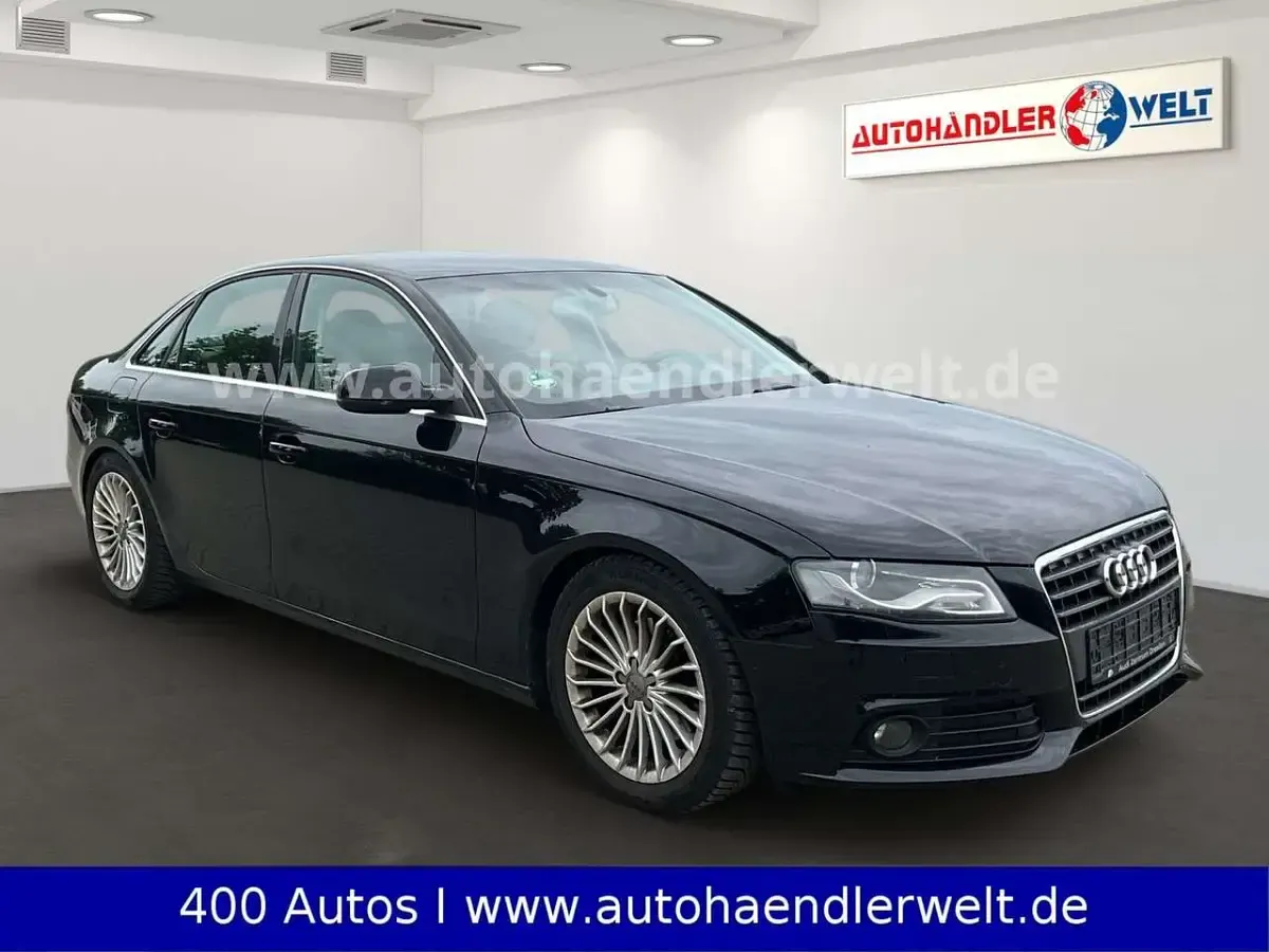 Gebraucht Audi A4 Attraction 160 PS (117 kW) 2009 Schwarz Limousine