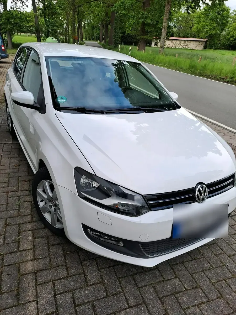 Gebraucht VW Polo 90 PS (66 kW) 2012 Weiß Kleinwagen
