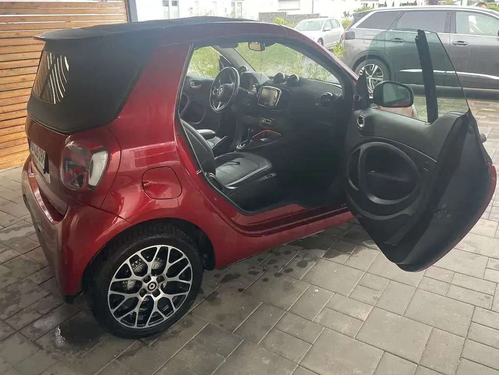 Gebraucht Smart ForTwo Electric Drive 60 kW (82 PS) 2020 Schwarz Cabrio