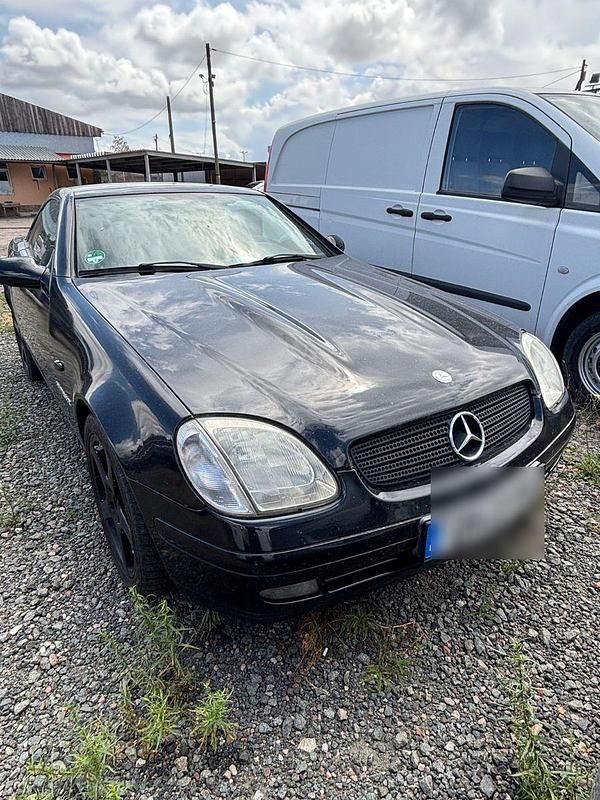 Schwarz Gebraucht 1998 Mercedes SLK230 Cabrio | 1.700 € (Guter Preis) - Bild 1/4