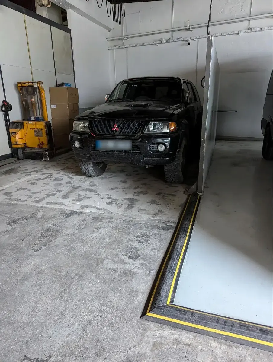 Gebraucht Mitsubishi Pajero Sport 133 PS (97 kW) 2002 Schwarz SUV