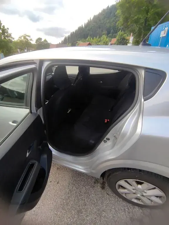 Gebraucht Dacia Sandero Comfort 67 PS (49 kW) 2021 Grau Limousine