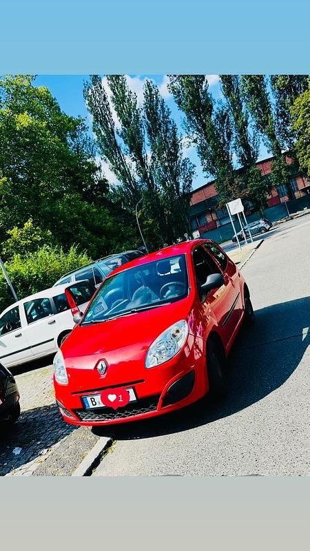 Rot Gebraucht 2009 Renault Twingo Expression Kleinwagen | 1.600 € (Superpreis) - Bild 1/4