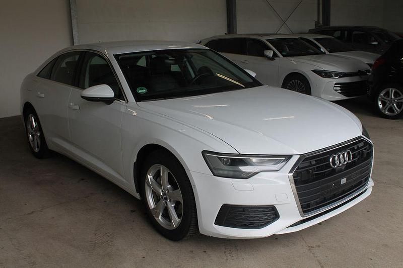 Weiß Gebraucht 2020 Audi A6 Limousine | 18.950 € - Bild 1/4