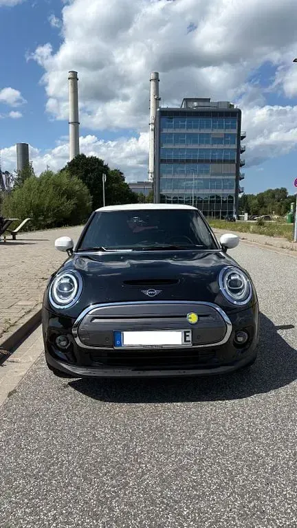 Gebraucht Mini Cooper SE 135 kW (184 PS) 2021 Schwarz Kleinwagen