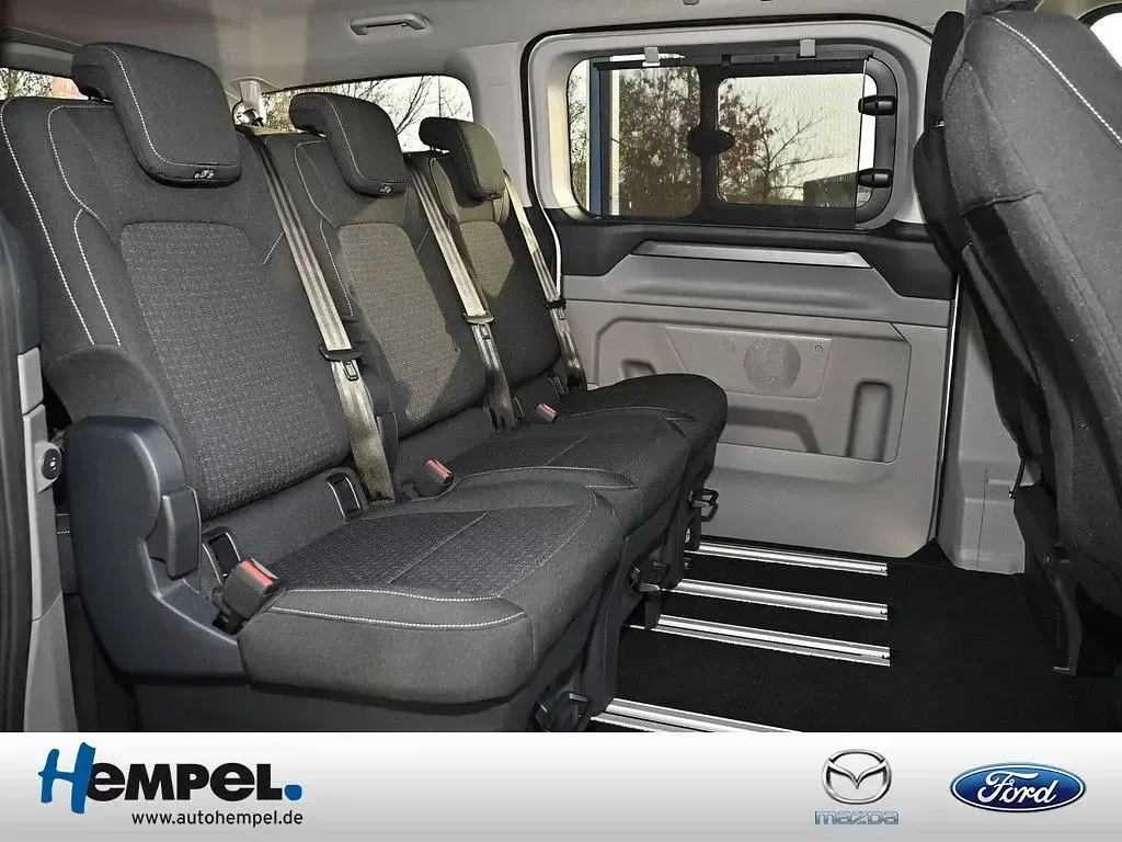 Neu Ford Tourneo Custom Titanium 136 PS (100 kW) 2026 Silber Van