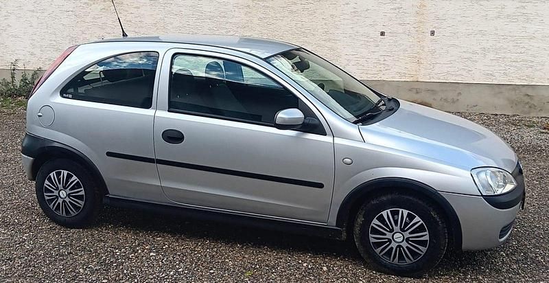 Gebraucht Opel Corsa 58 PS (42 kW) 2002 Silber Kleinwagen