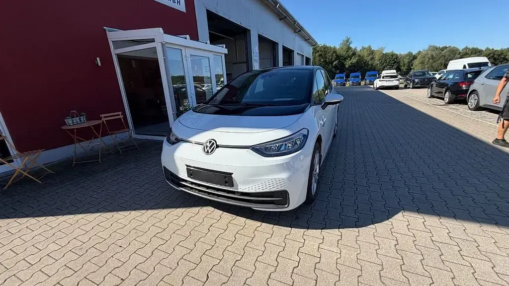Gebraucht VW ID.3 Pro Performance 150 kW (204 PS) 2023 Weiß Kleinwagen