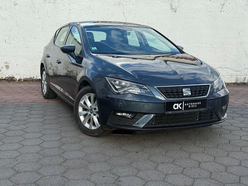 Gebraucht Seat Leon 131 PS (96 kW) 2021 Grau Limousine