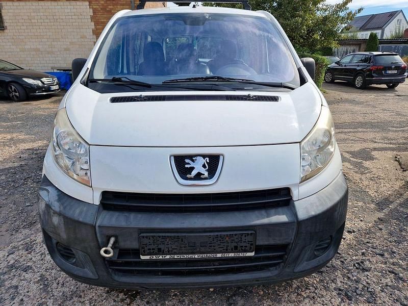 Gebraucht Peugeot TePee 90 PS (66 kW) 2008 Weiß Van / Kleinbus