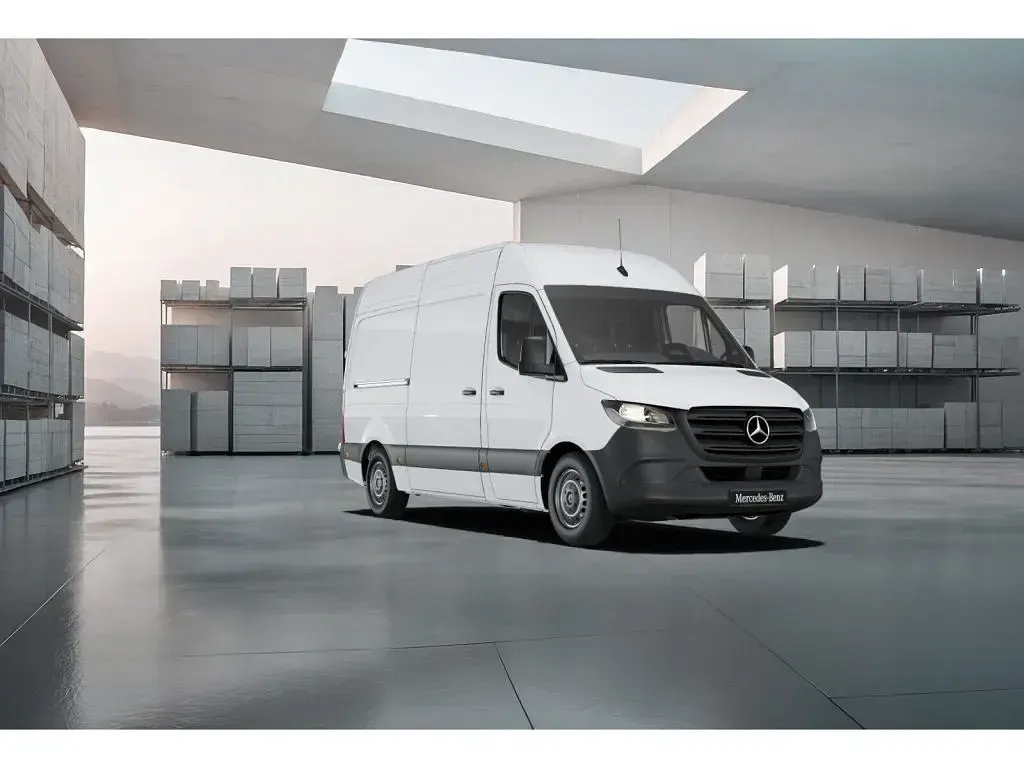 Gebraucht Mercedes Sprinter 170 PS (125 kW) 2025 Arktikweiß Van