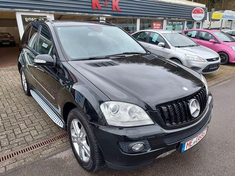 Gebraucht Mercedes ML280 190 PS (139 kW) 2007 Schwarz SUV