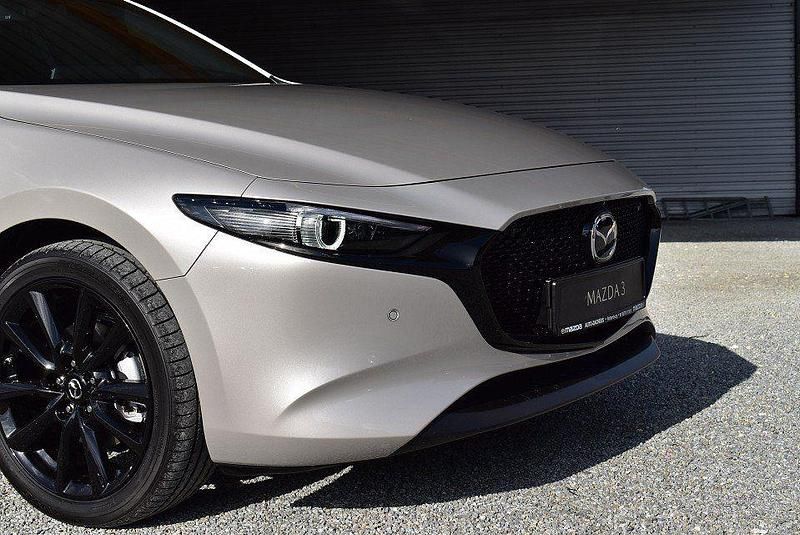 Neu Mazda 3 Exclusive-Line 186 PS (136 kW) 2026 Silber Limousine