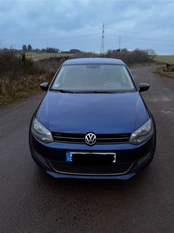 Blau Gebraucht 2012 VW Polo Match Limousine | 7.000 € (Guter Preis) - Bild 1/4