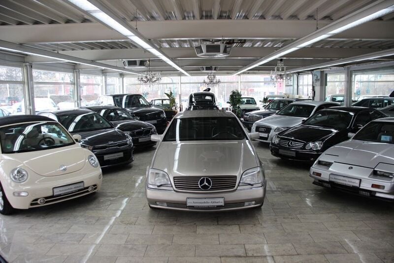 Gold Gebraucht 1993 Mercedes S500 Limousine | 13.990 € - Bild 1/4