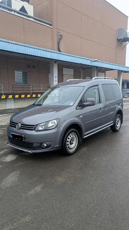 Grau Gebraucht 2015 VW Caddy Van / Kleinbus | 12.850 € - Bild 1/4