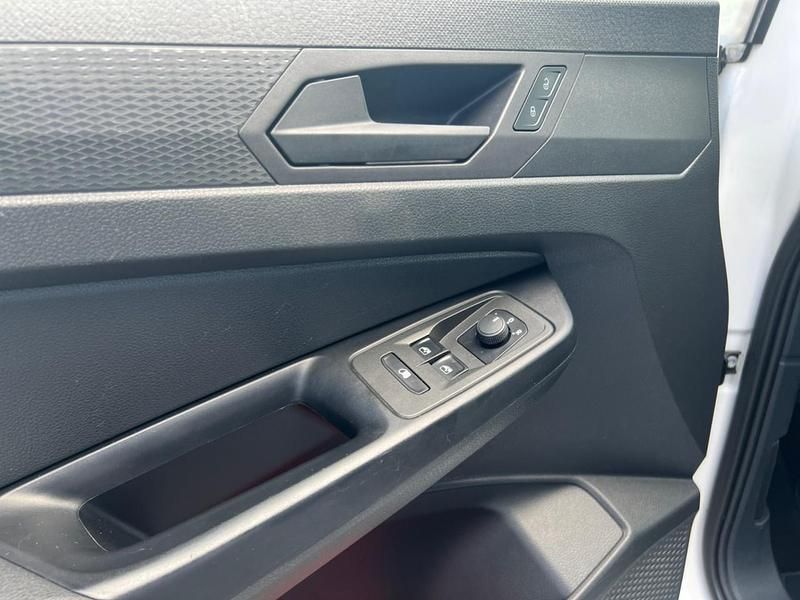 Usado VW Caddy 75 HP (55 kW) 2021 Branco Monovolume