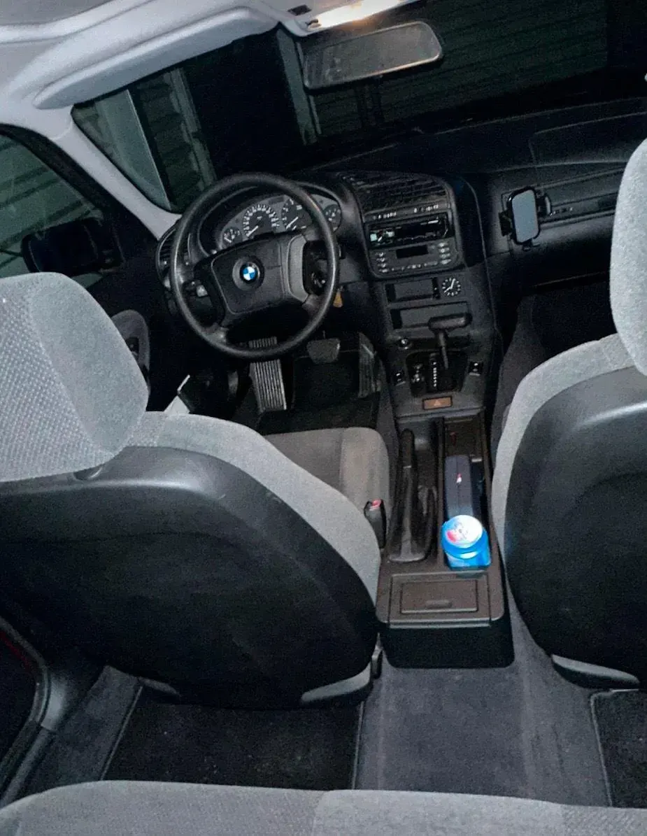 Gebraucht BMW 320 150 PS (110 kW) 1995 Andere farben Limousine