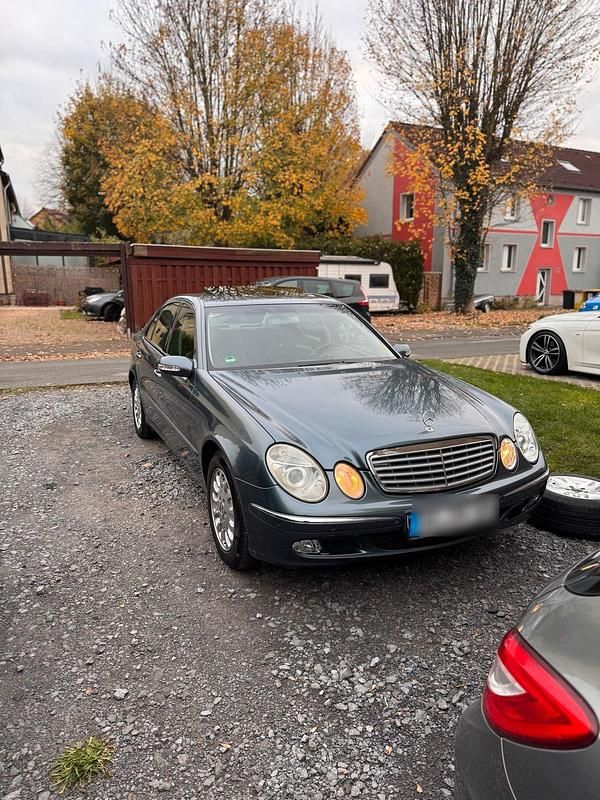 Gebraucht Mercedes E320 224 PS (164 kW) 2004 Blau Limousine