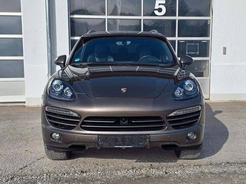 Gebraucht Porsche Cayenne 245 PS (180 kW) 2012 Braun SUV