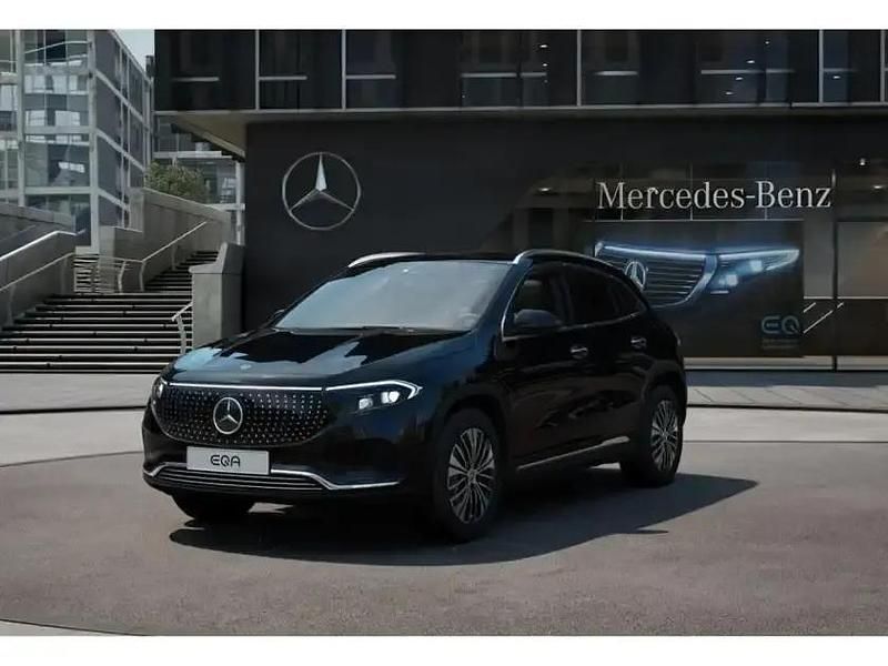 Gebraucht Mercedes EQA250+ 139 kW (190 PS) 2025 Schwarz kosmosschwarz metallic SUV