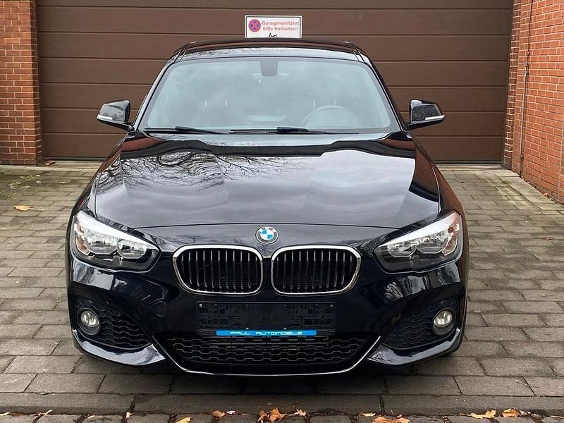 Schwarz Gebraucht 2017 BMW 120 M Sport Kleinwagen | 12.490 € (Superpreis) - Bild 1/4