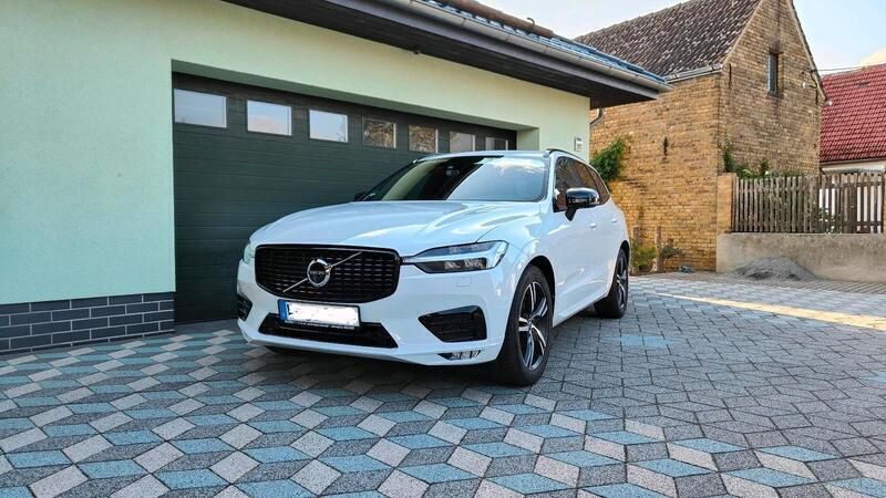Weiß Gebraucht 2021 Volvo XC60 SUV | 33.990 € (Etwas zu teuer) - Bild 1/4