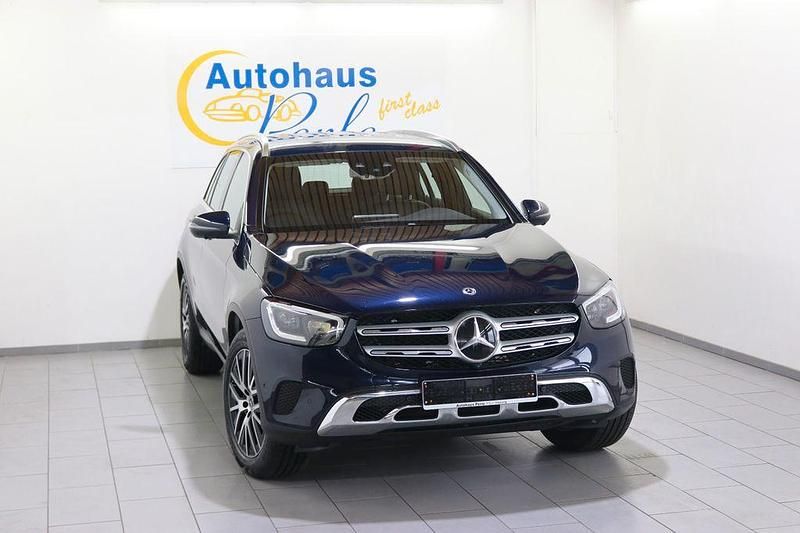 Blau Gebraucht 2020 Mercedes GLC300 Exclusive SUV | 33.790 € (Fairer Preis) - Bild 1/4
