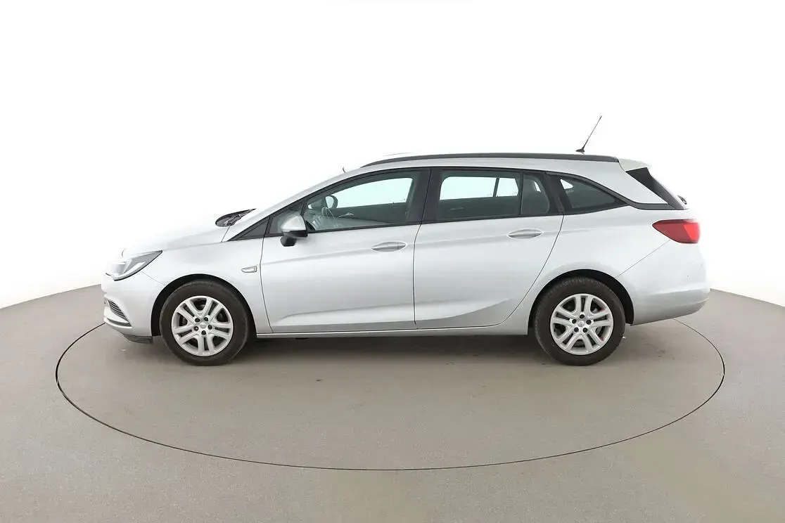 Gebraucht Opel Astra Edition 125 PS (91 kW) 2016 Grau Kombi