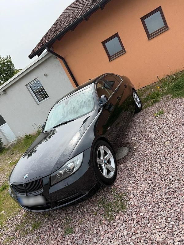 Second-hand BMW 325 218 CP (160 kW) 2006 Negru Berlinǎ